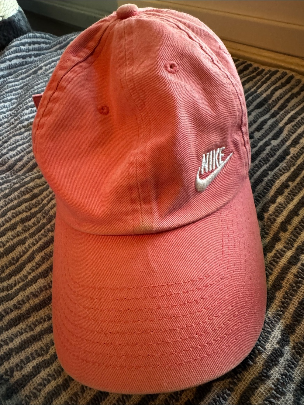 Nike Coral/Pink Women's Classic Swoosh Cap